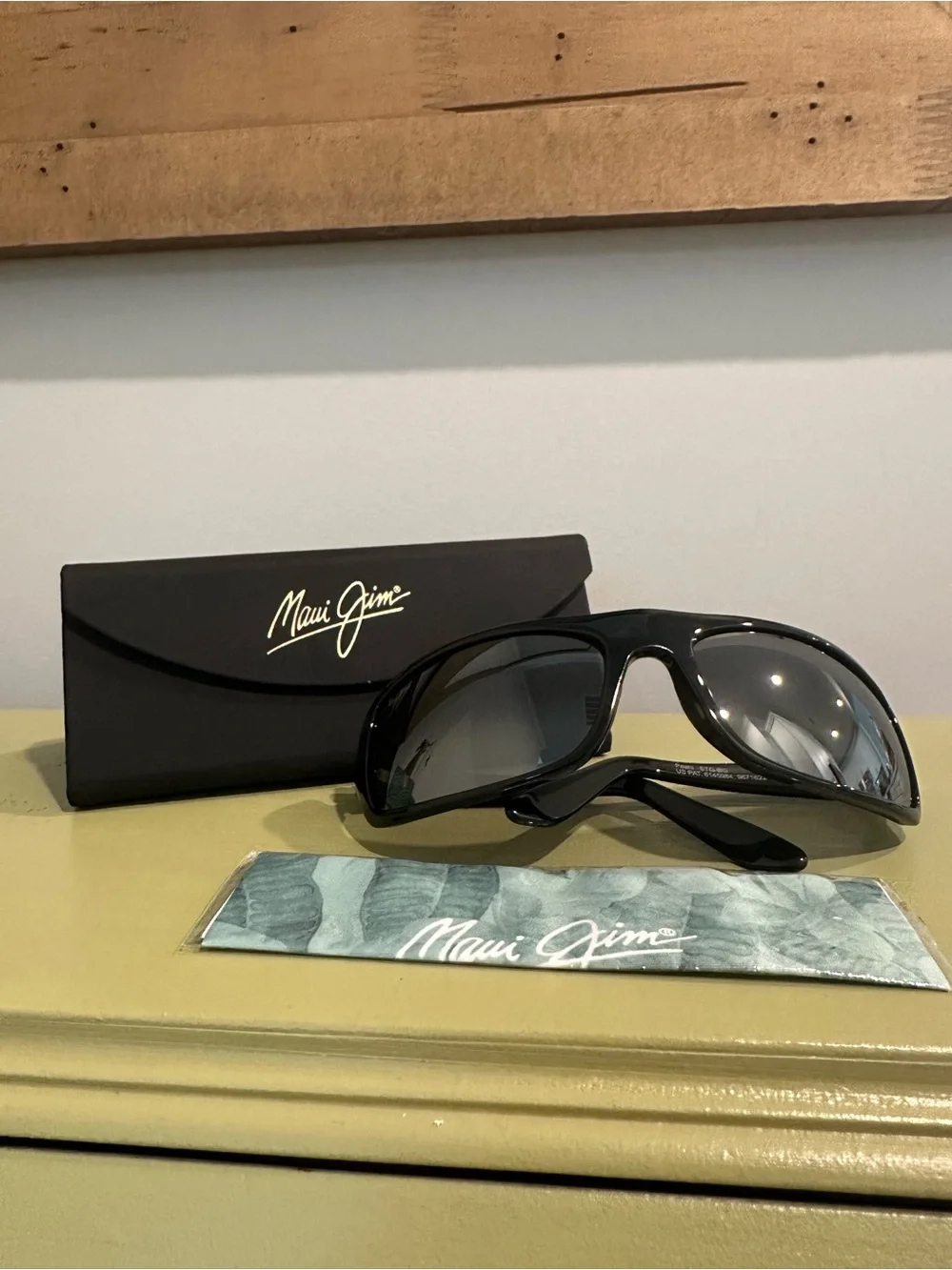Maui Jim Black Men’s Polarized Sport Sunglasses